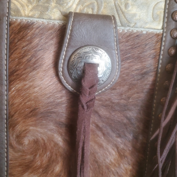 Montana West Trinity Ranch Hair-On Leather Fringe Floral Tooled Crossbody Bag. - Picture 3 of 16